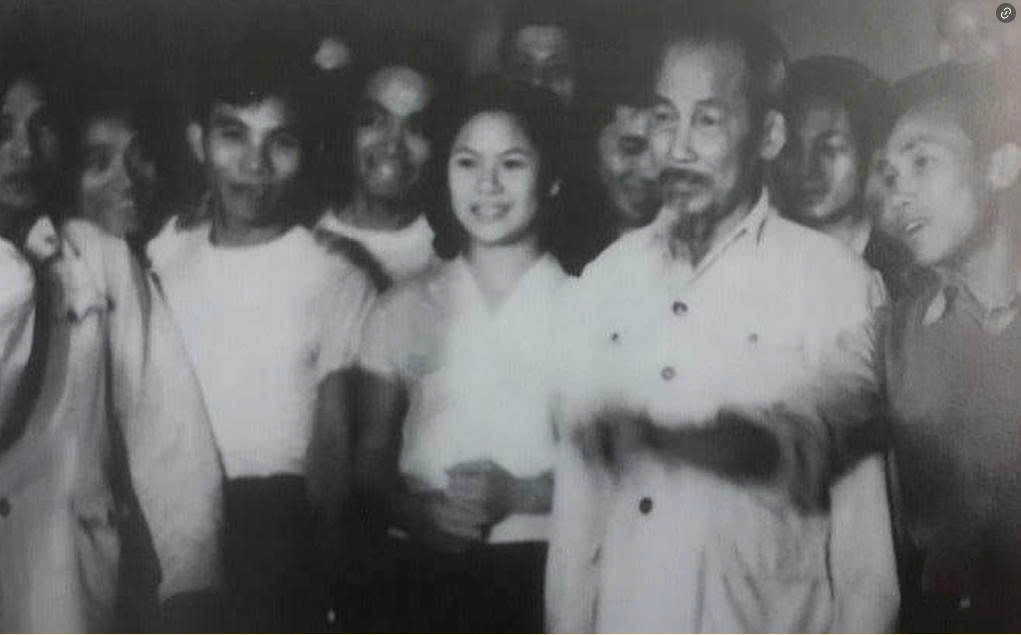TƯ  LIỆU ẢNH CHỦ TỊCH HỒ CHÍ MINH TỪ NĂM 1954 -1969
