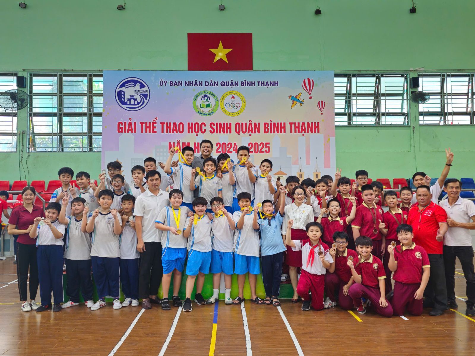 Giải Thể thao học sinh quận Bình Thạnh năm học 2024 - 2025 môn Kéo co